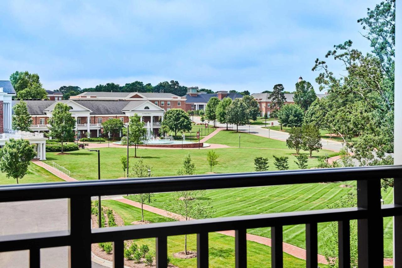 The Inn At Elon Luaran gambar